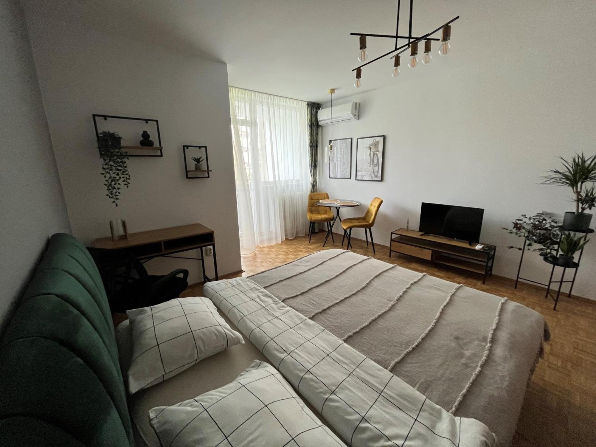 C & A Apartments Cluj-Napoca Eksteriør billede